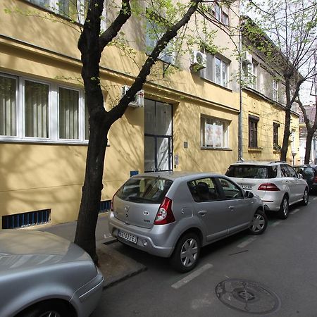 Sneki Apartment Beograd Ngoại thất bức ảnh